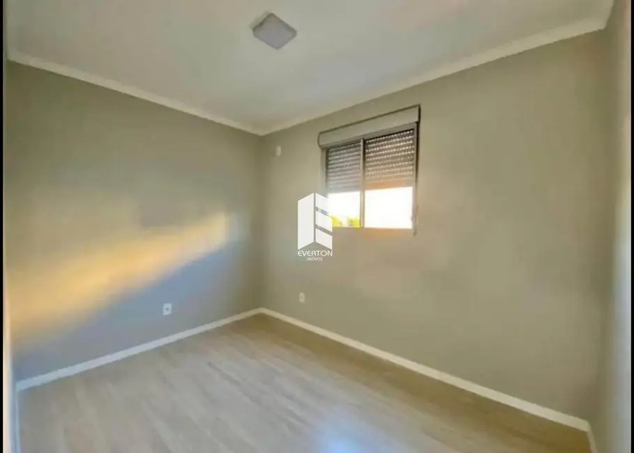 Foto 4 de Apartamento com 3 quartos à venda, 60m2 em Nossa Senhora Medianeira, Santa Maria - RS