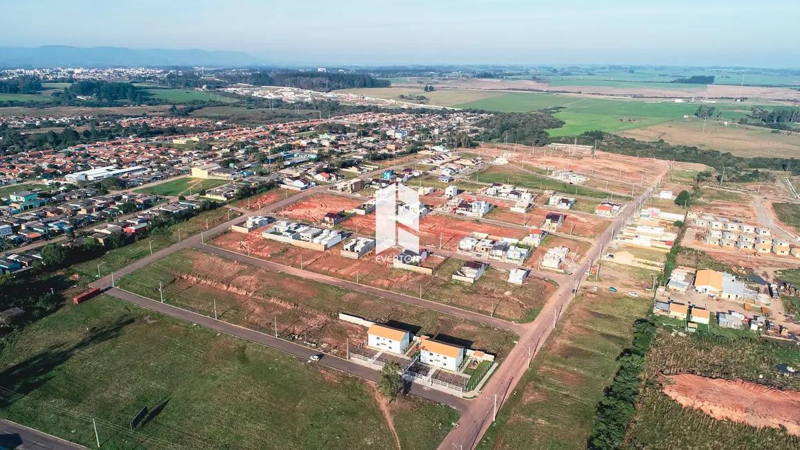 Foto 1 de Terreno / Lote à venda, 255m2 em Camobi, Santa Maria - RS