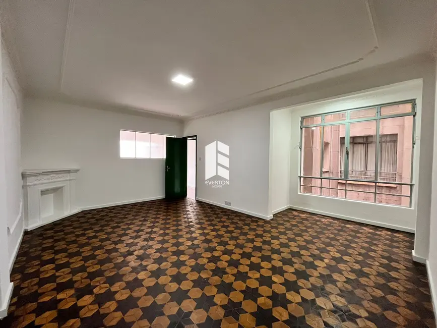 Foto 1 de Apartamento com 2 quartos à venda, 90m2 em Centro, Santa Maria - RS