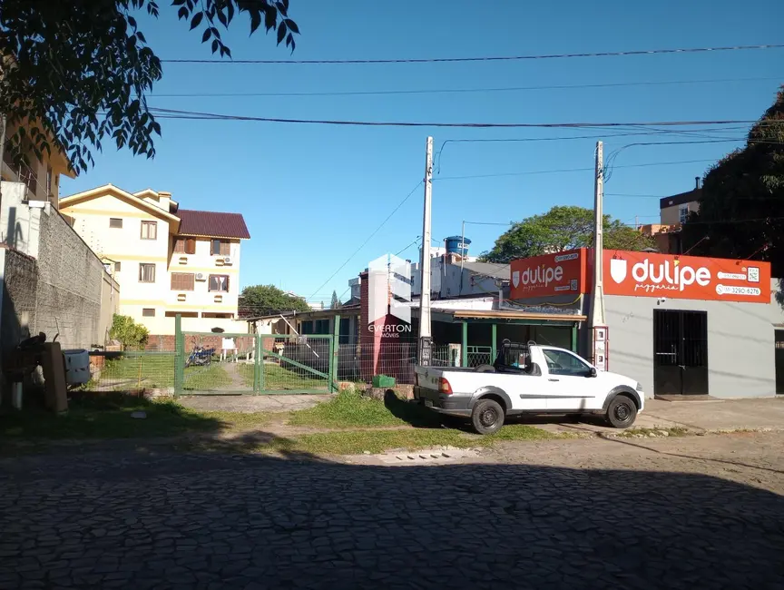 Foto 1 de Terreno / Lote à venda, 675m2 em Camobi, Santa Maria - RS