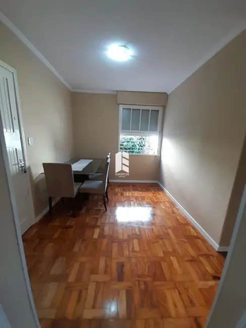 Foto 1 de Apartamento com 2 quartos à venda, 45m2 em Centro, Santa Maria - RS