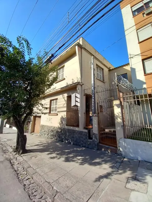 Foto 1 de Loja com 18 quartos à venda, 400m2 em Centro, Santa Maria - RS