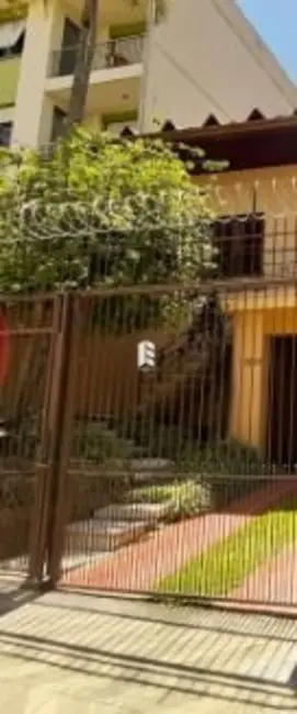 Foto 1 de Casa com 3 quartos à venda, 202m2 em Nossa Senhora de Fátima, Santa Maria - RS