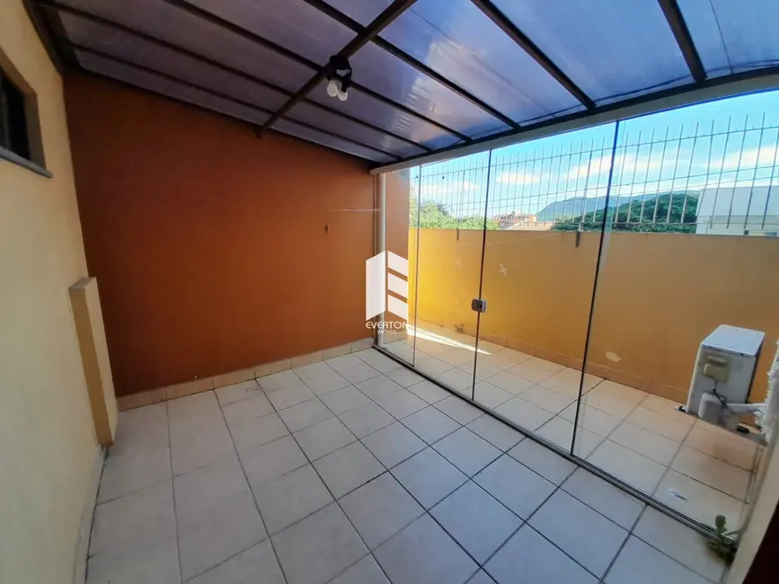 Foto 1 de Apartamento com 2 quartos à venda, 77m2 em Centro, Santa Maria - RS