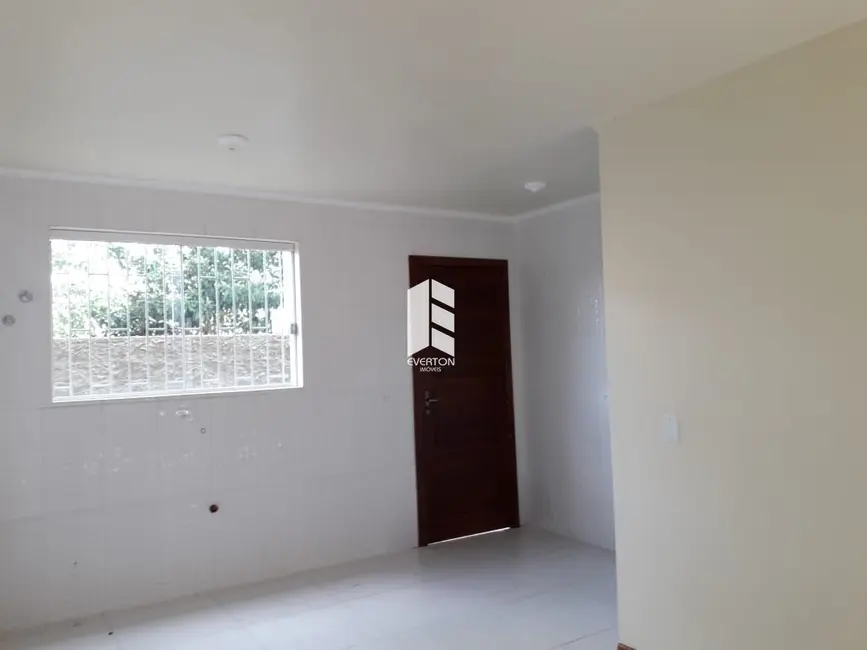 Foto 2 de Apartamento com 2 quartos à venda, 58m2 em Chácara das Flores, Santa Maria - RS