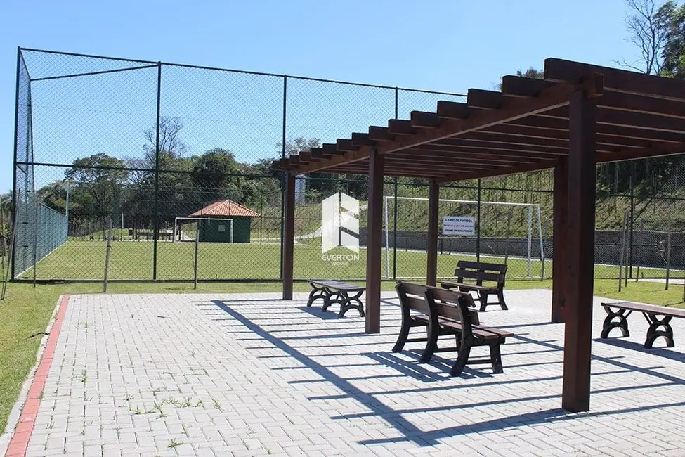 Foto 1 de Terreno / Lote à venda, 300m2 em Tomazetti, Santa Maria - RS