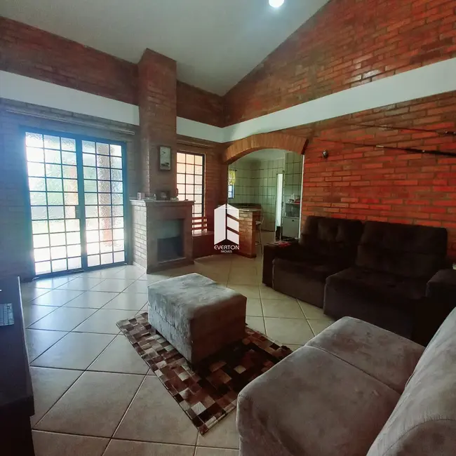 Foto 2 de Chácara com 3 quartos à venda, 205m2 em Cerrito, Santa Maria - RS