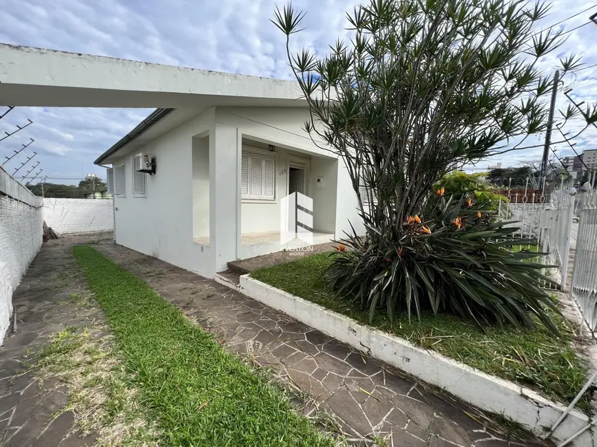 Casa com 3 quartos à venda, 195m2 em Nossa Senhora de Lourdes, Santa Maria - RS - imagem 1 Foto 1 de Casa com 3 quartos à venda, 195m2 em Nossa Senhora de Lourdes, Santa Maria - RS