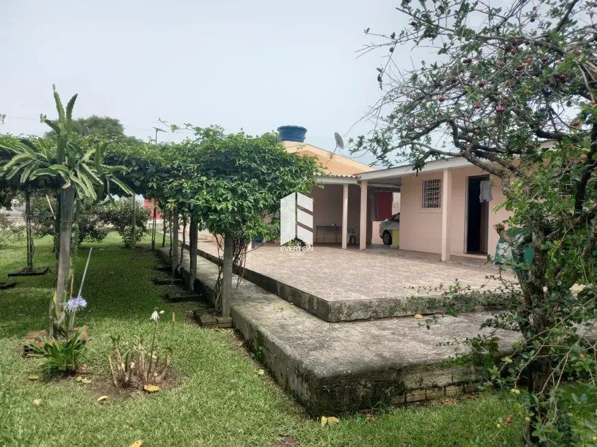 Foto 2 de Casa com 3 quartos à venda, 80m2 em Pinheiro Machado, Santa Maria - RS