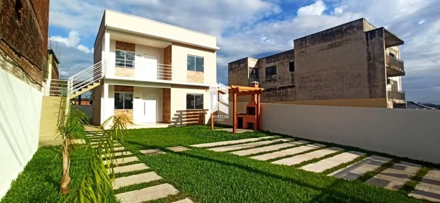 Foto 1 de Casa com 4 quartos à venda, 160m2 em São João, Santa Maria - RS