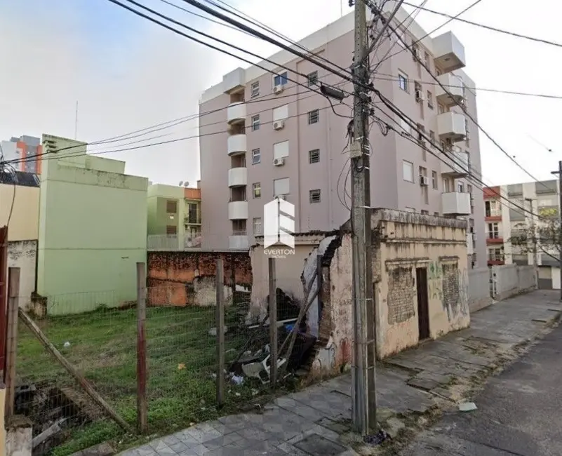 Foto 1 de Terreno / Lote à venda, 432m2 em Centro, Santa Maria - RS