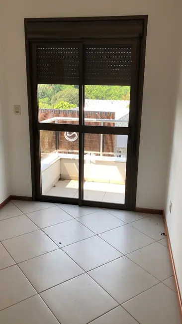 Foto 2 de Apartamento com 2 quartos à venda, 53m2 em Nossa Senhora de Lourdes, Santa Maria - RS