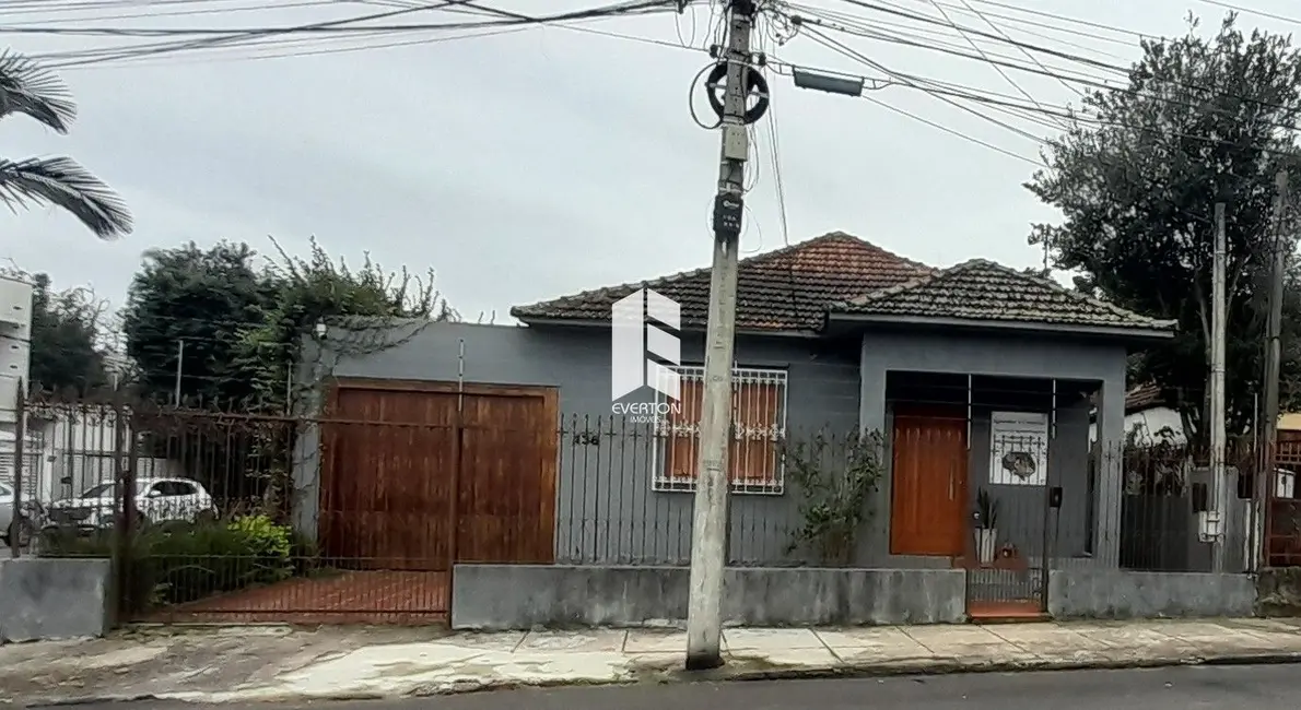 Foto 1 de Casa com 3 quartos à venda, 173m2 em Nossa Senhora do Rosário, Santa Maria - RS