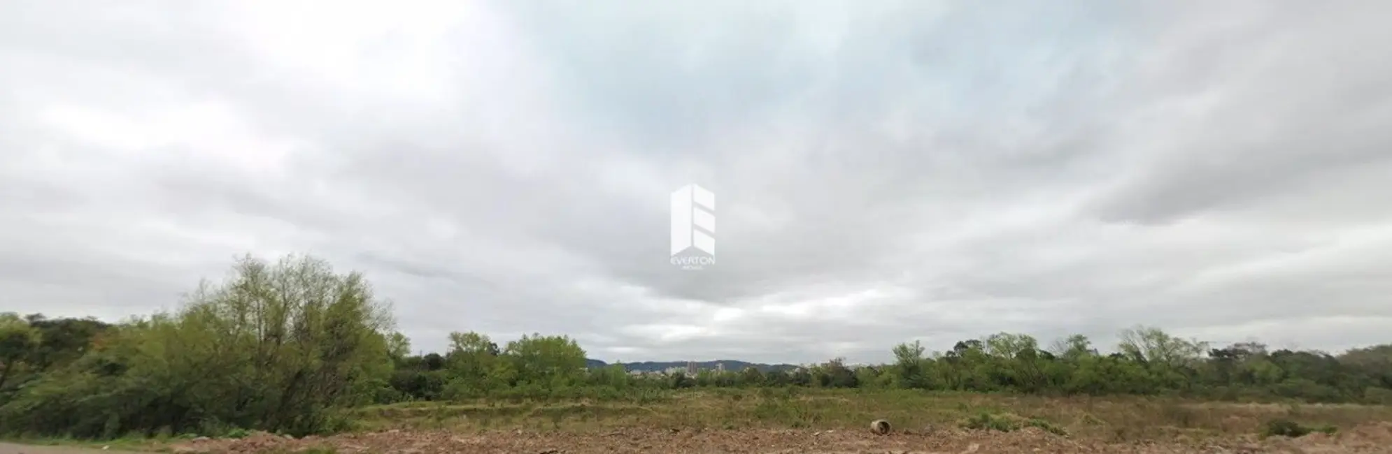 Foto 1 de Terreno / Lote à venda, 45000m2 em Patronato, Santa Maria - RS