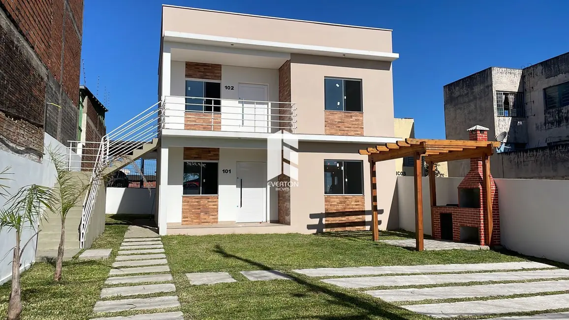 Foto 1 de Casa com 2 quartos à venda, 80m2 em São João, Santa Maria - RS