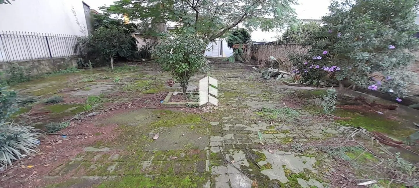 Foto 1 de Terreno / Lote à venda, 360m2 em Nossa Senhora Medianeira, Santa Maria - RS