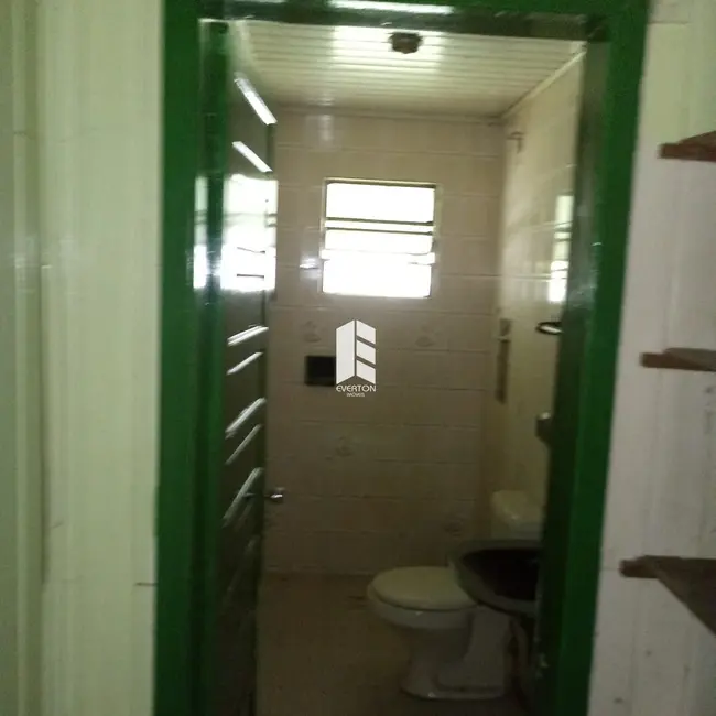 Foto 3 de Terreno / Lote à venda, 300m2 em Patronato, Santa Maria - RS