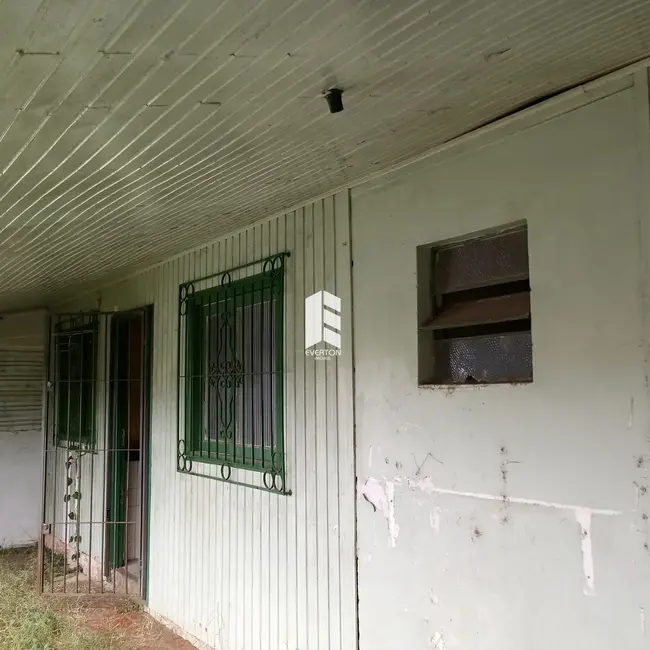 Foto 1 de Terreno / Lote à venda, 300m2 em Patronato, Santa Maria - RS