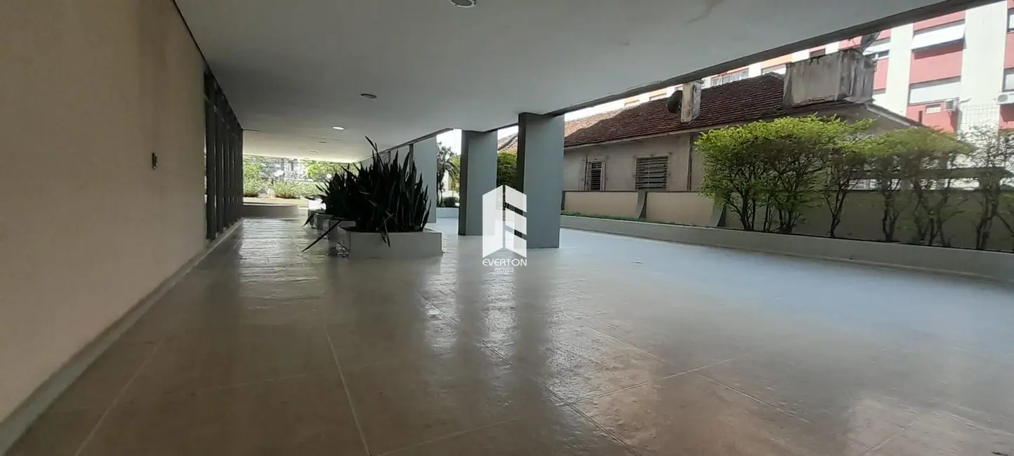 Foto 9 de Apartamento com 3 quartos à venda, 168m2 em Nossa Senhora de Fátima, Santa Maria - RS