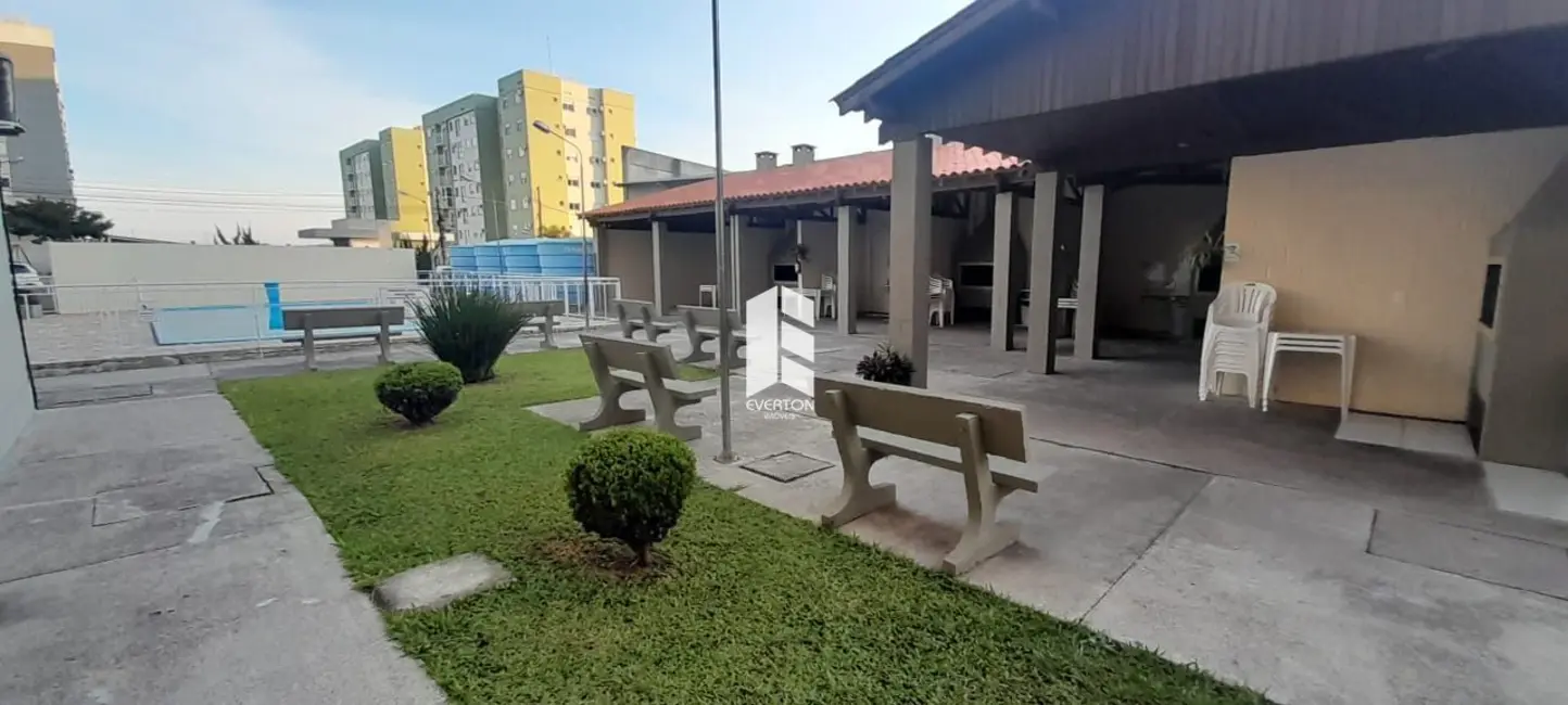 Foto 3 de Apartamento com 2 quartos à venda, 50m2 em Nossa Senhora Medianeira, Santa Maria - RS