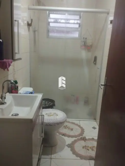 Casa com 3 quartos à venda, 98m2 em Juscelino Kubitschek, Santa Maria - RS - imagem 5 Foto 5 de Casa com 3 quartos à venda, 98m2 em Juscelino Kubitschek, Santa Maria - RS