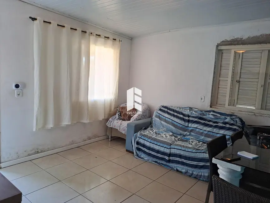 Casa com 2 quartos à venda, 66m2 em Carolina, Santa Maria - RS - imagem 4 Foto 4 de Casa com 2 quartos à venda, 66m2 em Carolina, Santa Maria - RS