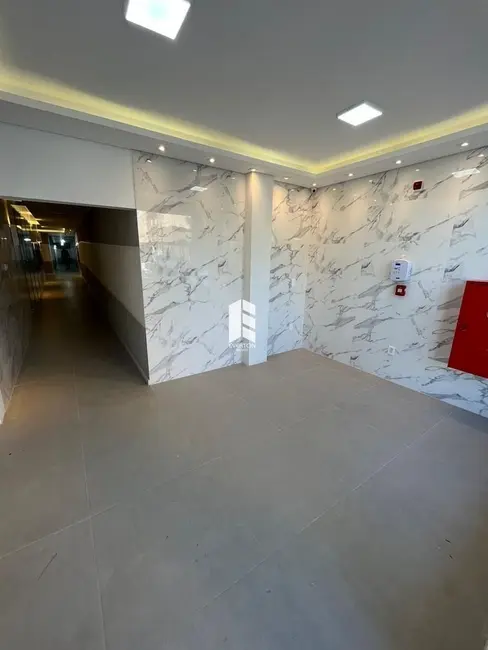 Foto 5 de Apartamento com 2 quartos à venda, 70m2 em Nossa Senhora de Lourdes, Santa Maria - RS