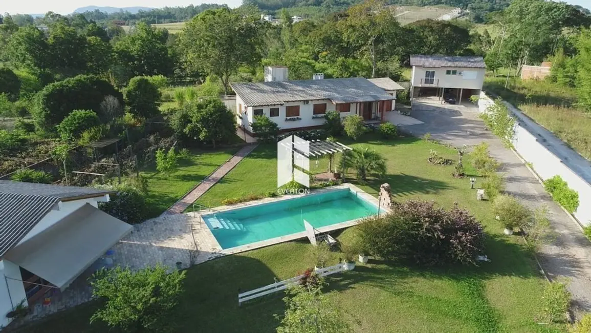 Foto 9 de Chácara com 3 quartos à venda, 3800m2 em Tomazetti, Santa Maria - RS