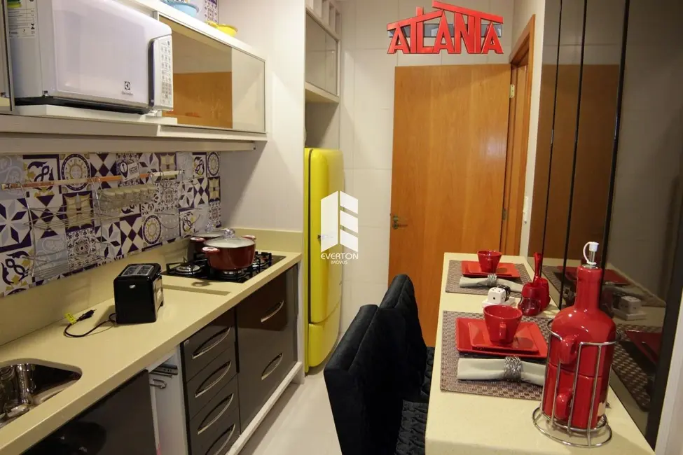 Foto 1 de Apartamento com 2 quartos à venda, 57m2 em Uglione, Santa Maria - RS