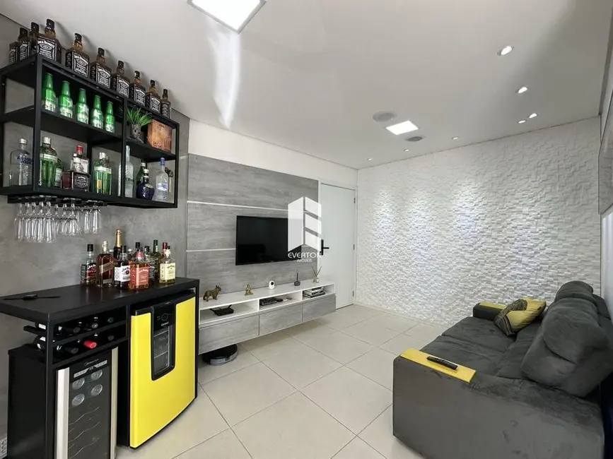 Foto 6 de Apartamento com 1 quarto à venda, 52m2 em Nossa Senhora do Rosário, Santa Maria - RS