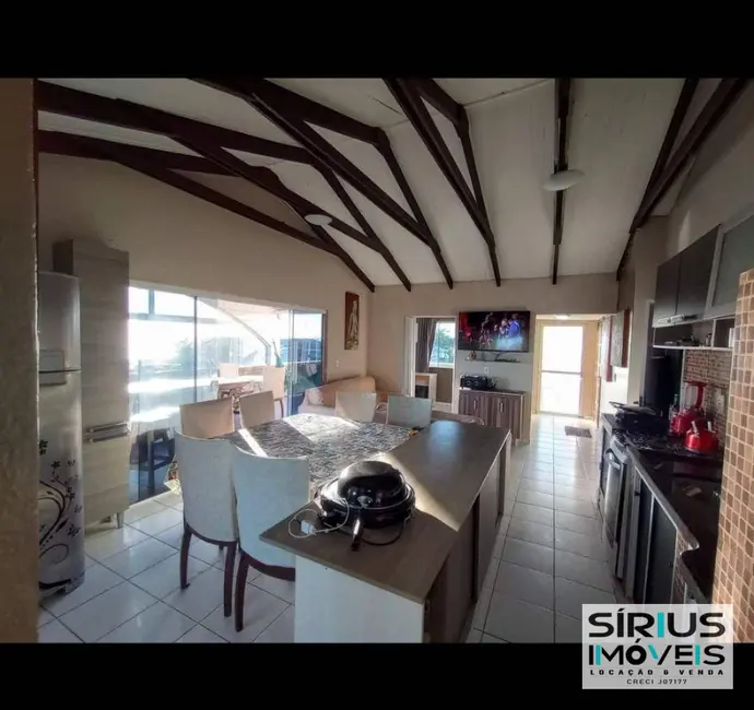 Apartamento com 3 quartos à venda, 113m2 em Centro, Matinhos - PR - imagem 5 Foto 5 de Apartamento com 3 quartos à venda, 113m2 em Centro, Matinhos - PR