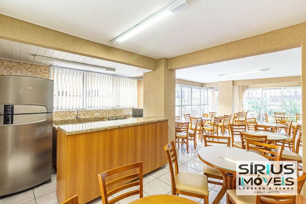 Foto 5 de Apartamento com 2 quartos para alugar, 76m2 em Cristo Rei, Curitiba - PR