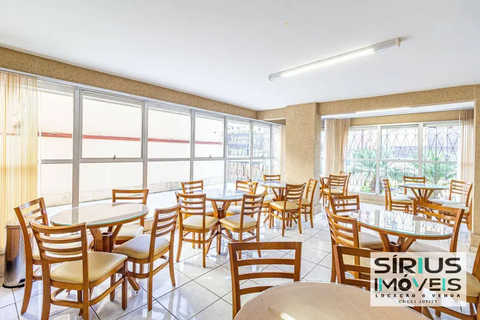 Foto 4 de Apartamento com 2 quartos para alugar, 76m2 em Cristo Rei, Curitiba - PR