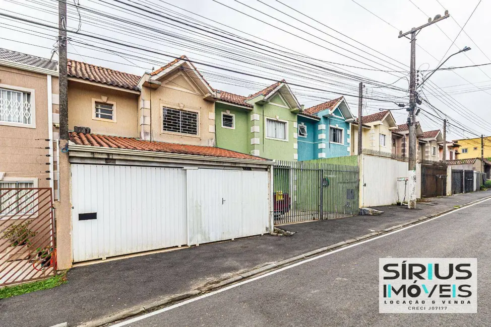 Sobrado com 3 quartos à venda, 370m2 em Almirante Tamandare - PR - imagem 4 Foto 4 de Sobrado com 3 quartos à venda, 370m2 em Almirante Tamandare - PR