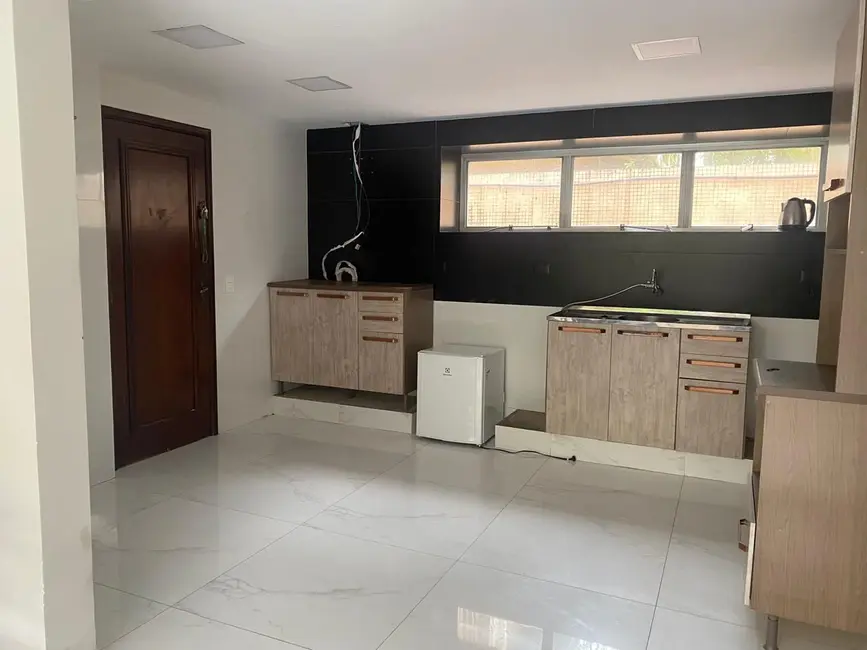 Foto 4 de Apartamento com 4 quartos para alugar, 230m2 em São Francisco, Curitiba - PR