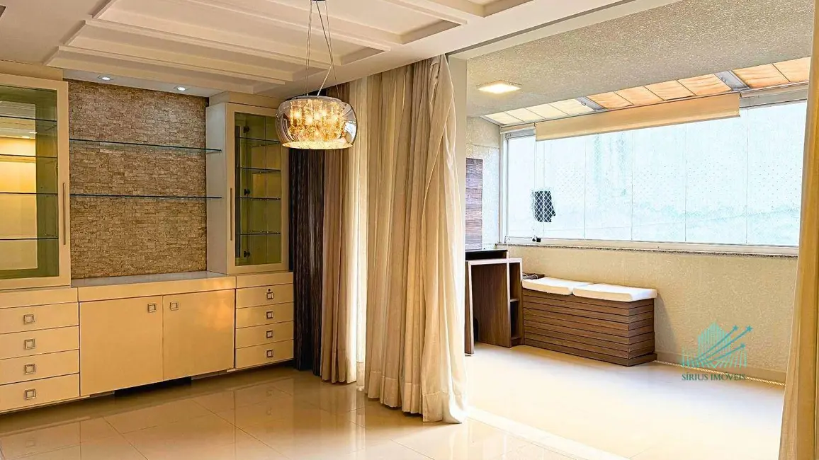 Apartamento com 3 quartos à venda, 174m2 em Portão, Curitiba - PR - imagem 5 Foto 5 de Apartamento com 3 quartos à venda, 174m2 em Portão, Curitiba - PR