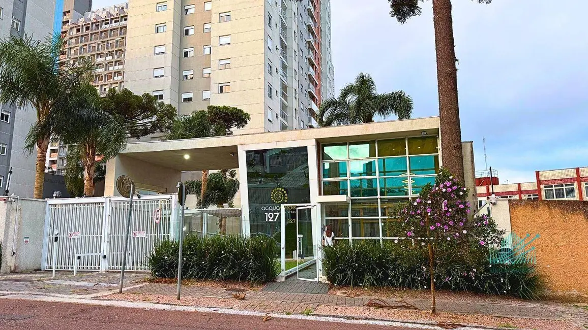 Apartamento com 3 quartos à venda, 174m2 em Portão, Curitiba - PR - imagem 2 Foto 2 de Apartamento com 3 quartos à venda, 174m2 em Portão, Curitiba - PR