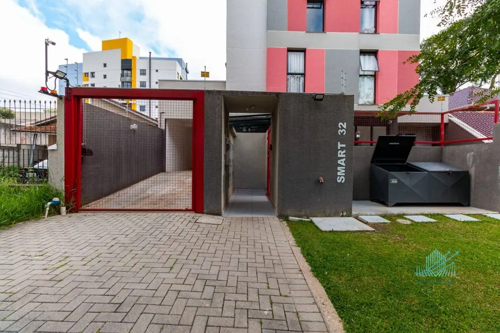 Foto 4 de Kitnet para alugar, 55m2 em Portão, Curitiba - PR