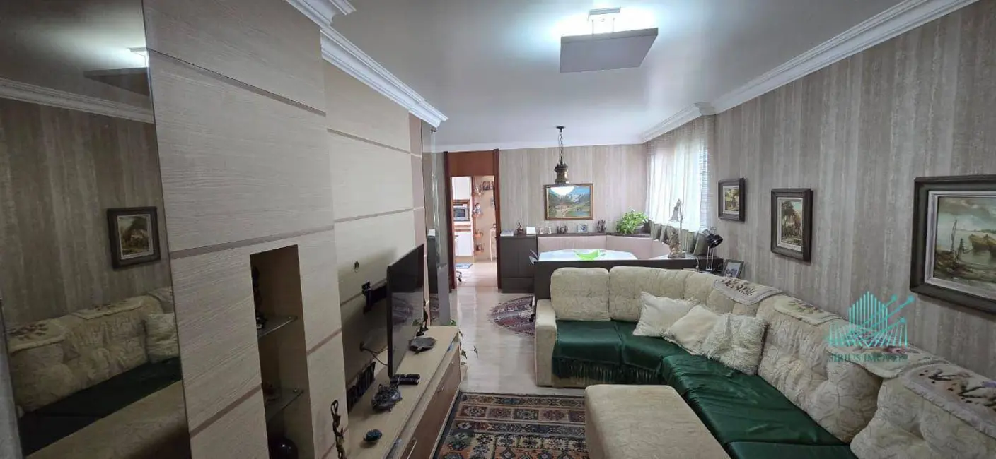 Apartamento com 4 quartos à venda, 419m2 em Água Verde, Curitiba - PR - imagem 5 Foto 5 de Apartamento com 4 quartos à venda, 419m2 em Água Verde, Curitiba - PR