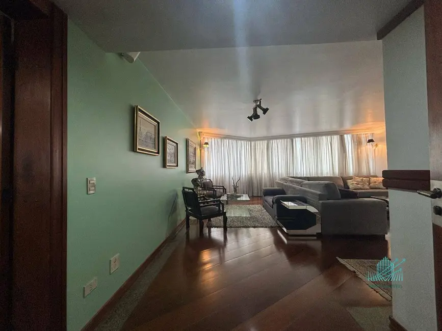 Apartamento com 4 quartos à venda, 419m2 em Água Verde, Curitiba - PR - imagem 7 Foto 7 de Apartamento com 4 quartos à venda, 419m2 em Água Verde, Curitiba - PR