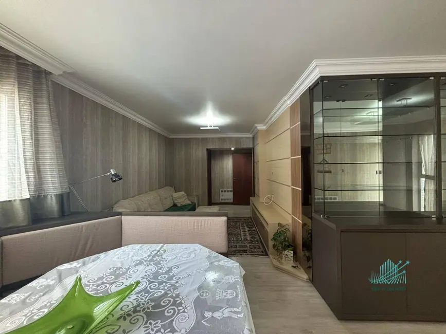 Apartamento com 4 quartos à venda, 419m2 em Água Verde, Curitiba - PR - imagem 6 Foto 6 de Apartamento com 4 quartos à venda, 419m2 em Água Verde, Curitiba - PR