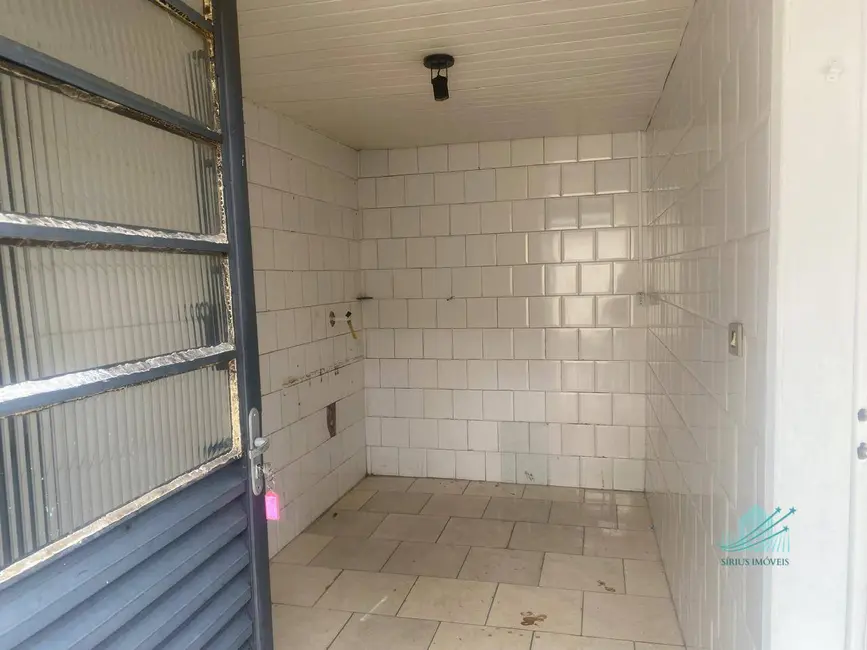 Foto 9 de Kitnet com 1 quarto para alugar, 30m2 em Cidade Industrial, Curitiba - PR