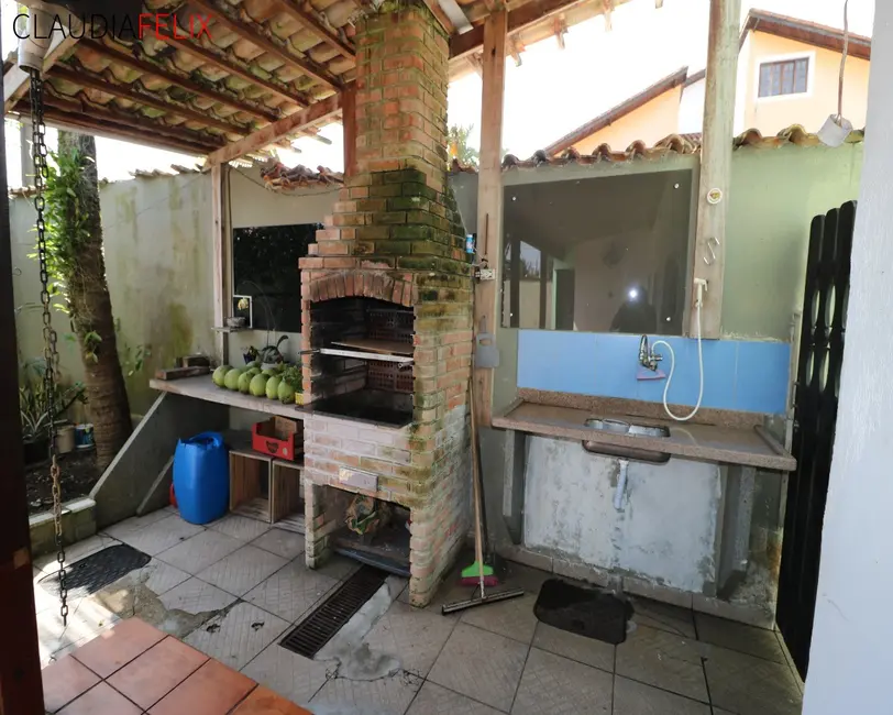 Foto 3 de Casa com 4 quartos à venda, 392m2 em Canto do Forte, Praia Grande - SP