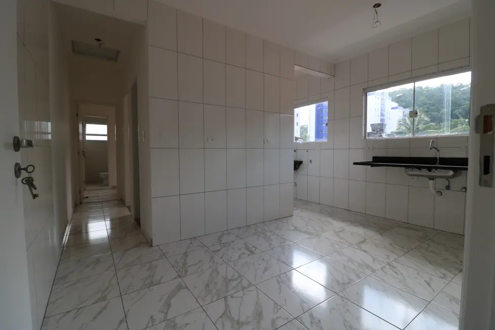 Casa de Condomínio com 2 quartos à venda, 88m2 em Canto do Forte, Praia Grande - SP - imagem 3 Foto 3 de Casa de Condomínio com 2 quartos à venda, 88m2 em Canto do Forte, Praia Grande - SP