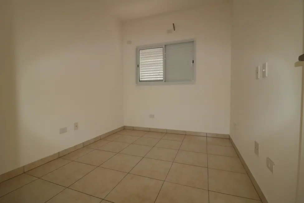 Casa de Condomínio com 2 quartos à venda, 88m2 em Canto do Forte, Praia Grande - SP - imagem 4 Foto 4 de Casa de Condomínio com 2 quartos à venda, 88m2 em Canto do Forte, Praia Grande - SP