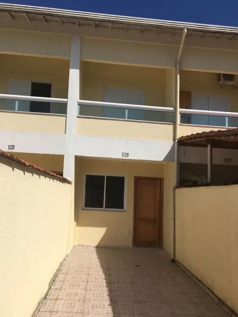 Foto 1 de Casa com 2 quartos à venda, 69m2 em Sítio do Campo, Praia Grande - SP
