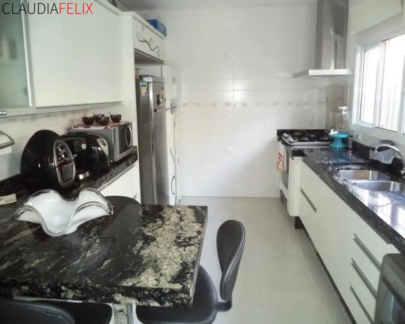 Foto 7 de Casa com 3 quartos à venda, 228m2 em Guilhermina, Praia Grande - SP