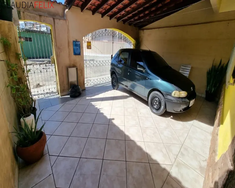 Foto 2 de Casa com 3 quartos à venda, 130m2 em Ocian, Praia Grande - SP