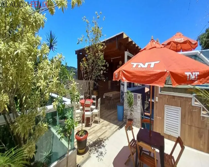 Casa com 3 quartos à venda, 270m2 em Canto do Forte, Praia Grande - SP - imagem 3 Foto 3 de Casa com 3 quartos à venda, 270m2 em Canto do Forte, Praia Grande - SP