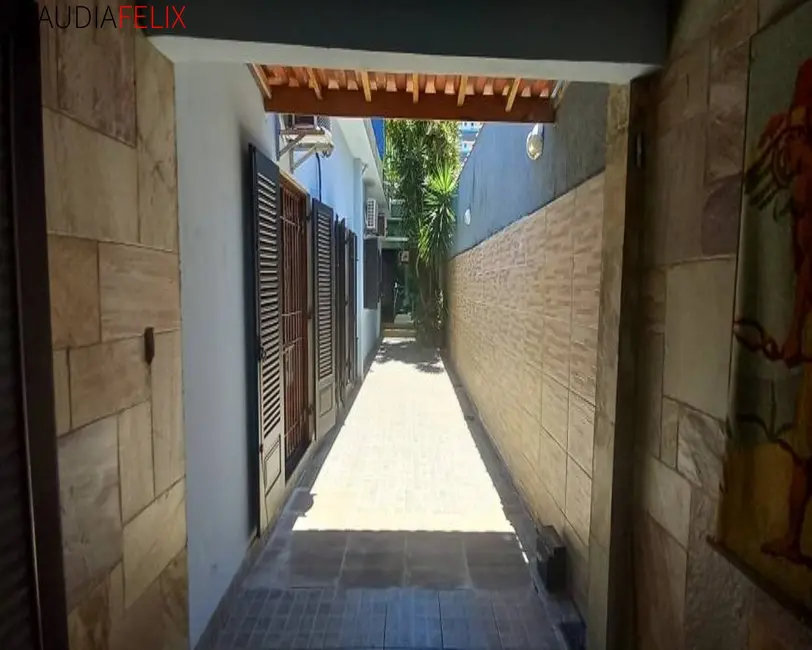 Casa com 3 quartos à venda, 270m2 em Canto do Forte, Praia Grande - SP - imagem 7 Foto 7 de Casa com 3 quartos à venda, 270m2 em Canto do Forte, Praia Grande - SP